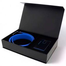 Мужской подарочный набор Piquadro Blue Square из ремня и чехла для кредитных карт черного цвета