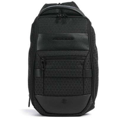 Рюкзак слинг Piquadro Hex черный